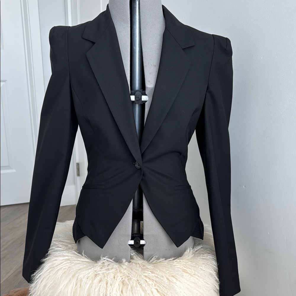 Elizabeth and James Structured Fitted Jacket Black Blazer
